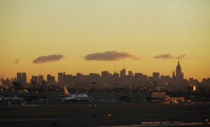 美國航空公司警告機場附近5G將造成“災難性中斷”