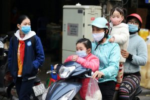 越南在長(zhǎng)達(dá)一年的疫情大流行關(guān)閉后開始重新開放學(xué)