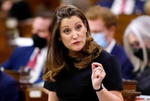 加拿大財政部長超越G20經(jīng)濟政策 警告俄羅斯財政部長