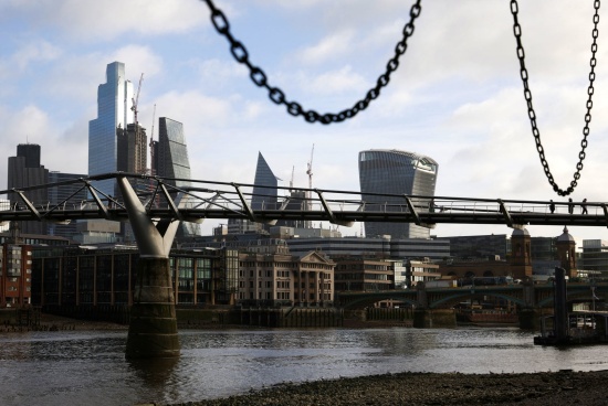 約翰遜說 英國必須在倫敦市處理俄羅斯的資金