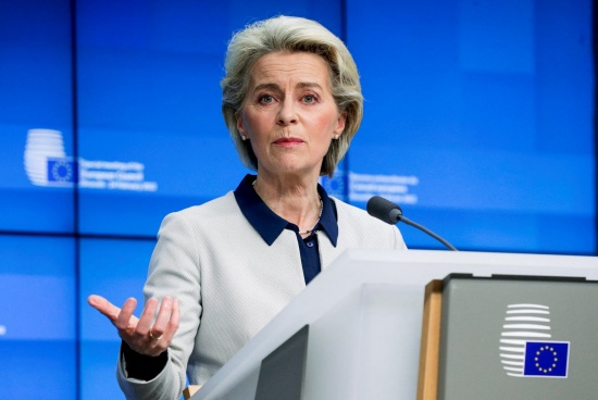 德國(guó)總理將于下周在巴黎會(huì)見(jiàn)馬克龍 馮德萊恩