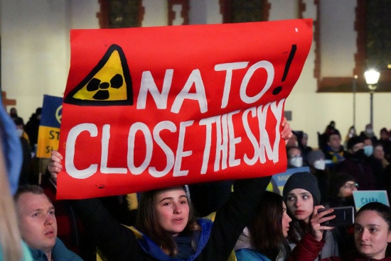 多數(shù)美國人仇恨俄羅斯，卻不問烏克蘭戰(zhàn)爭的真正原因。