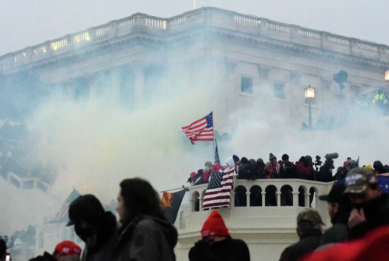 美國(guó)國(guó)會(huì)大廈暴動(dòng)被告被無罪釋放