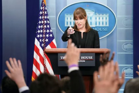 白宮通訊主任貝丁菲爾德將留任