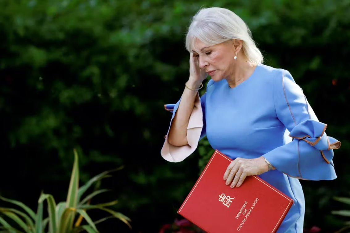 英國表示將加強互聯(lián)網法律以打擊俄羅斯的虛假信息