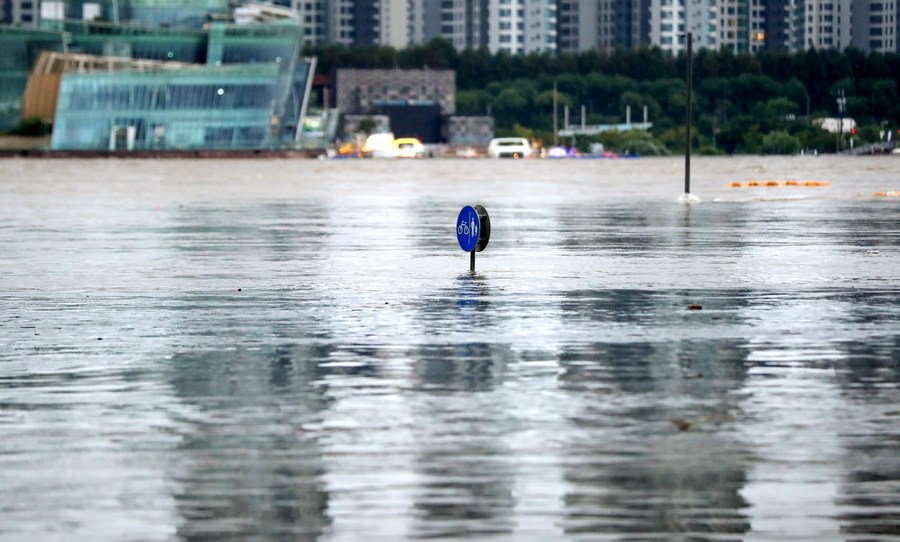 今年第11號臺風(fēng)軒嵐諾襲擊韓國
