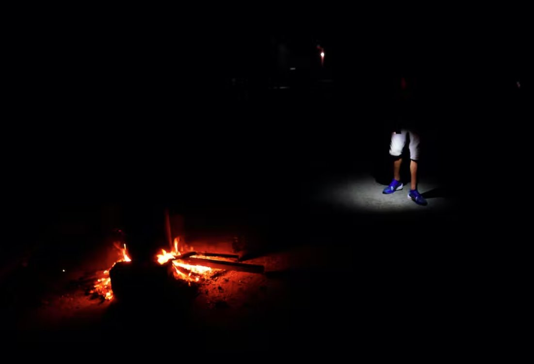 颶風(fēng)伊恩經(jīng)過(guò)后 古巴大片地區(qū)仍在停電中