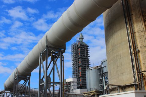 研究人員努力把碳排放回地下