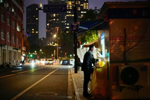 中國不會放松新冠疫情政策 但會不斷改進