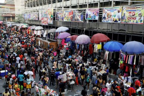 聯(lián)合國宣布世界人口達到80億 未來資源短缺更加困難