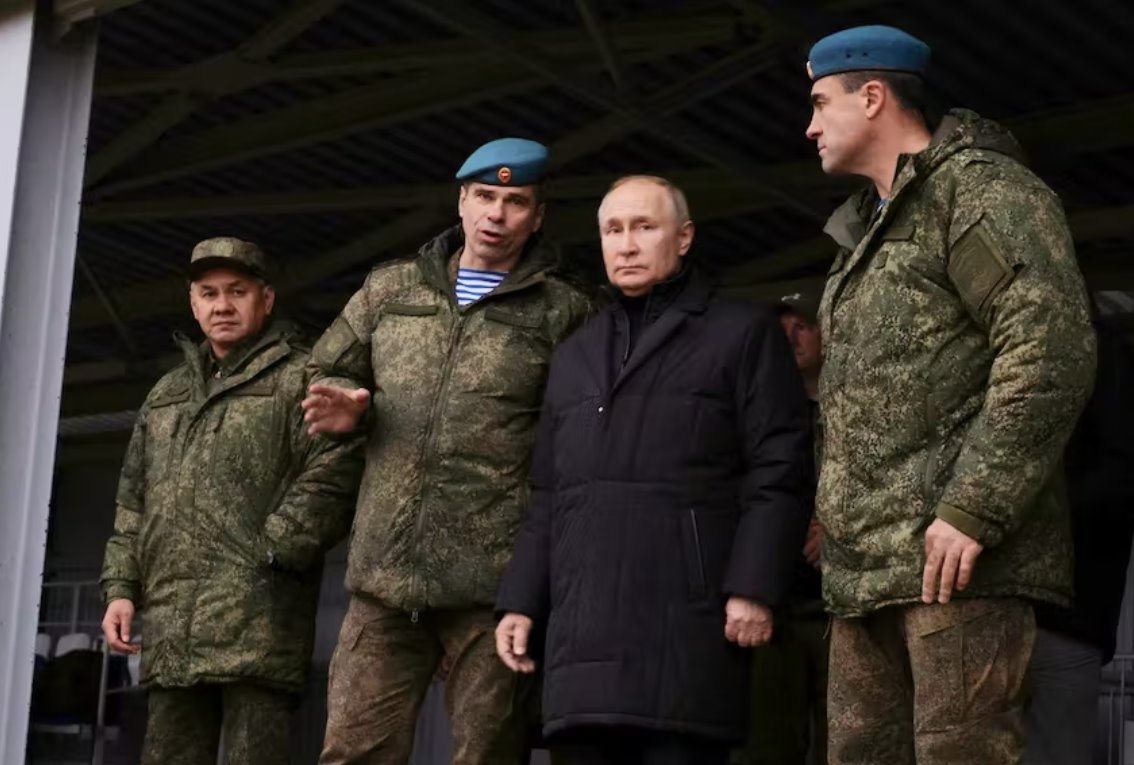 普京呼吁俄羅斯軍事武器現(xiàn)代化