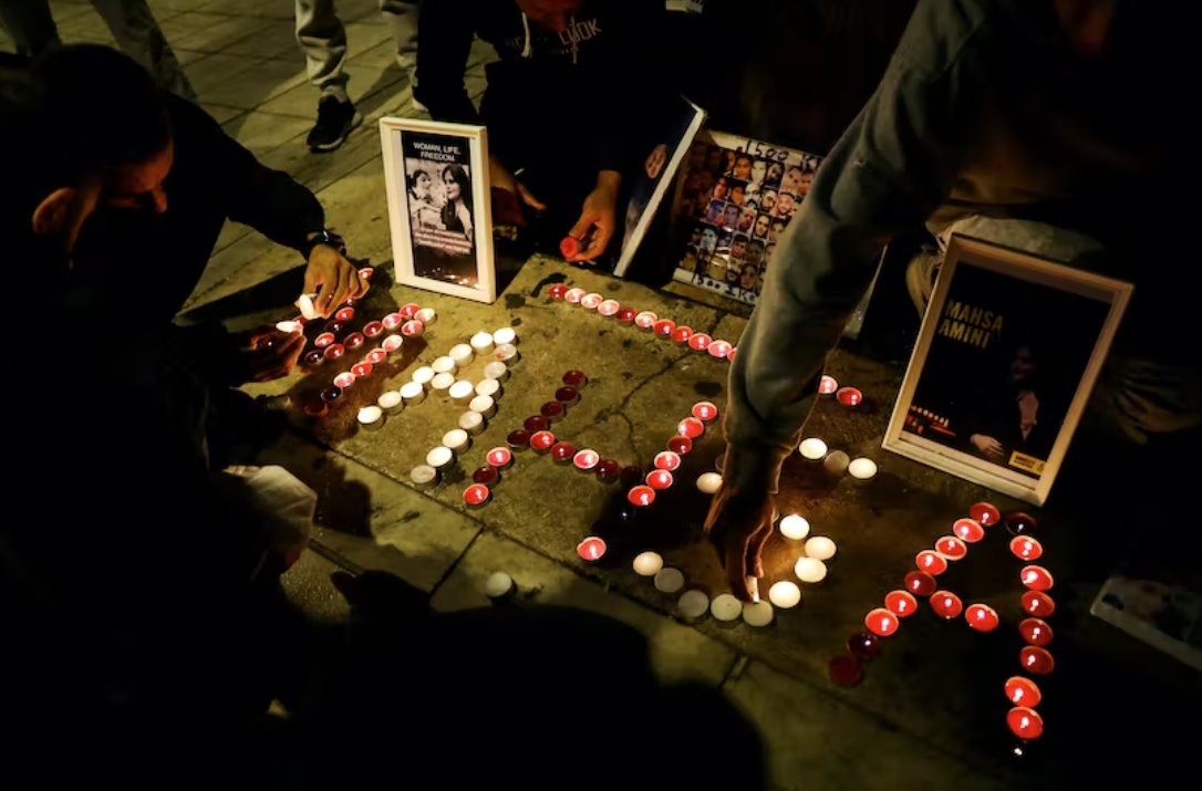 伊朗在反政府抗議活動中慶祝1979年美國大使館被接管