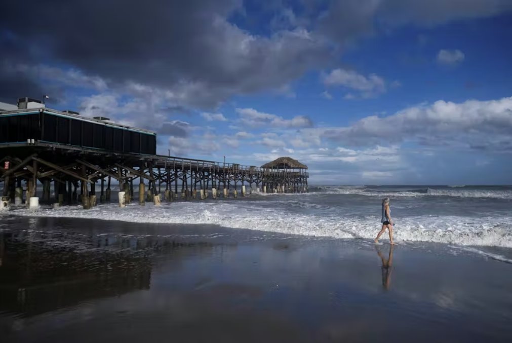 颶風(fēng)妮可在佛羅里達(dá)海岸留下了&ldquo;前所未有的&rdquo;建筑損壞