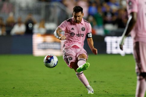 梅西在邁阿密國(guó)際首秀補(bǔ)時(shí)階段進(jìn)球