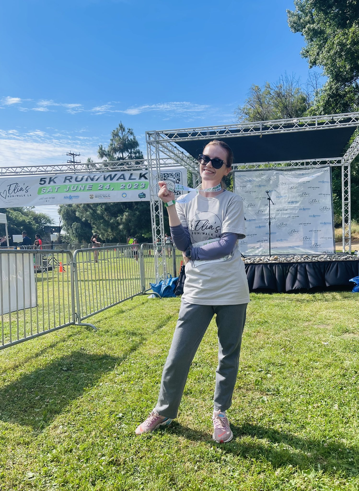 偶像女神Emily Bloom參加洛杉磯Elia Run Walk LA 5k走跑活動