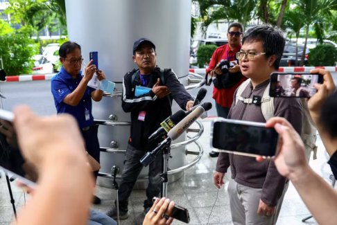 呼吁泰國(guó)君主制改革的律師因侮辱王室被判入獄四年