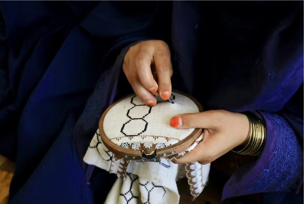 巴基斯坦職業(yè)學校幫助阿富汗女性難民創(chuàng)業(yè)