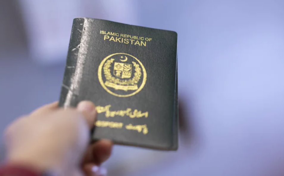 巴基斯坦層壓紙短缺 護照等證件辦不了