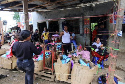 2023年有創(chuàng)紀(jì)錄的50萬(wàn)移民穿越拉丁美洲危險(xiǎn)的達(dá)連峽