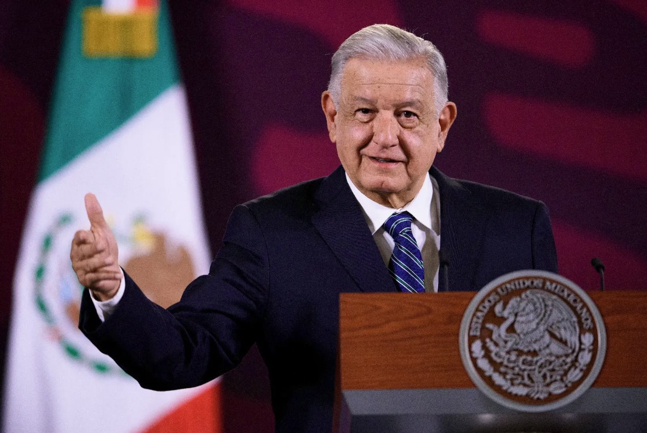 墨西哥總統(tǒng)安德烈斯&middot;曼努埃爾&middot;洛佩斯&middot;奧夫拉多爾于2024年3月20日在墨西哥墨西哥城國家宮舉行的例行新聞發(fā)布會(huì)上發(fā)表講話。