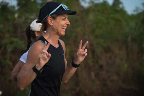 超跑：12天內(nèi)跑完1000公里的女人的內(nèi)心深處崩潰