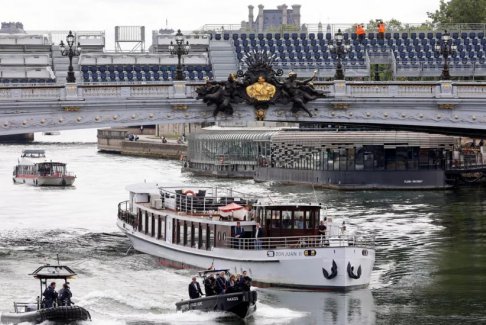 2024年巴黎奧運(yùn)會(huì)游泳馬拉松在塞納河比賽