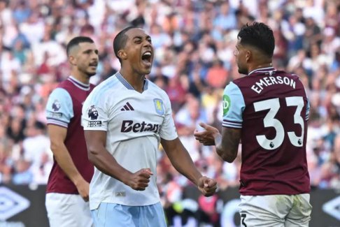 英超聯(lián)賽第一輪阿斯頓維拉客場2比1戰(zhàn)勝西漢姆聯(lián)