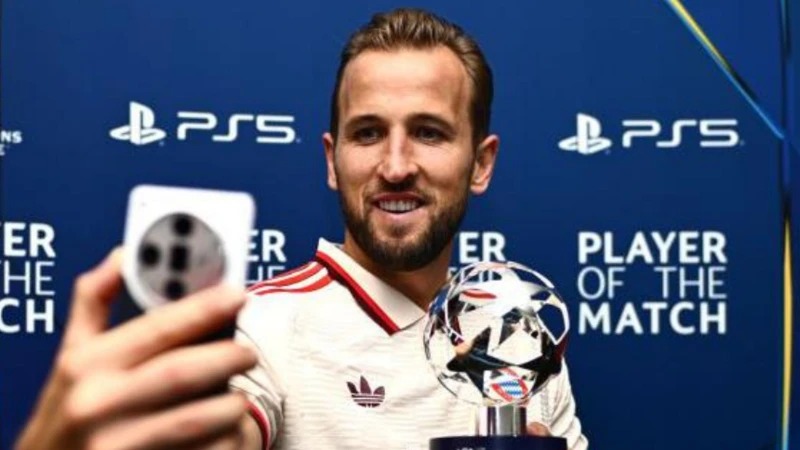 哈里&middot;凱恩在四冠王后被評為歐足聯(lián)最佳球員