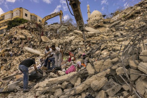 伊朗向以色列發(fā)射彈道導(dǎo)彈