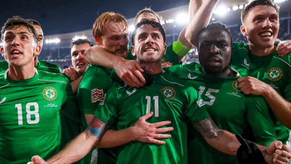 羅比&middot;布雷迪在第88分鐘破門，為愛(ài)爾蘭共和國(guó)贏得了一場(chǎng)關(guān)鍵的勝利