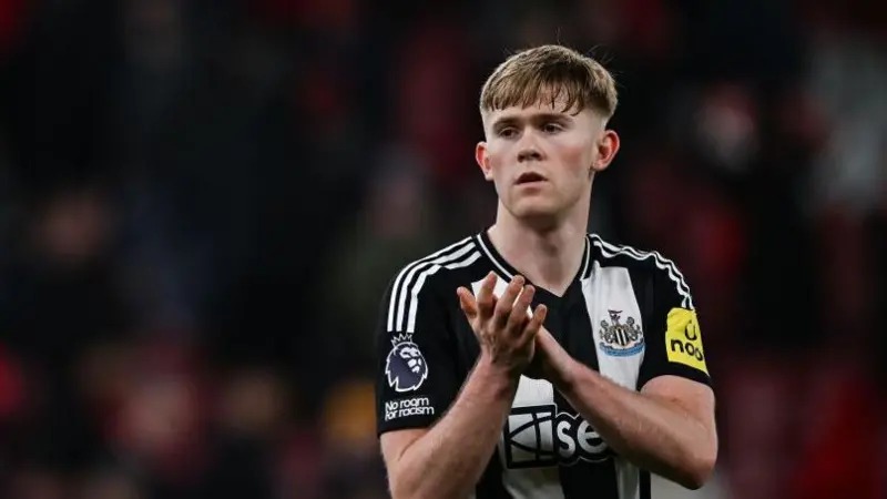 霍爾本賽季在27場英超聯(lián)賽中貢獻(xiàn)了4次助攻