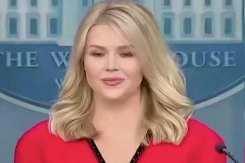 白宮發(fā)言人多件著裝都是中國制造