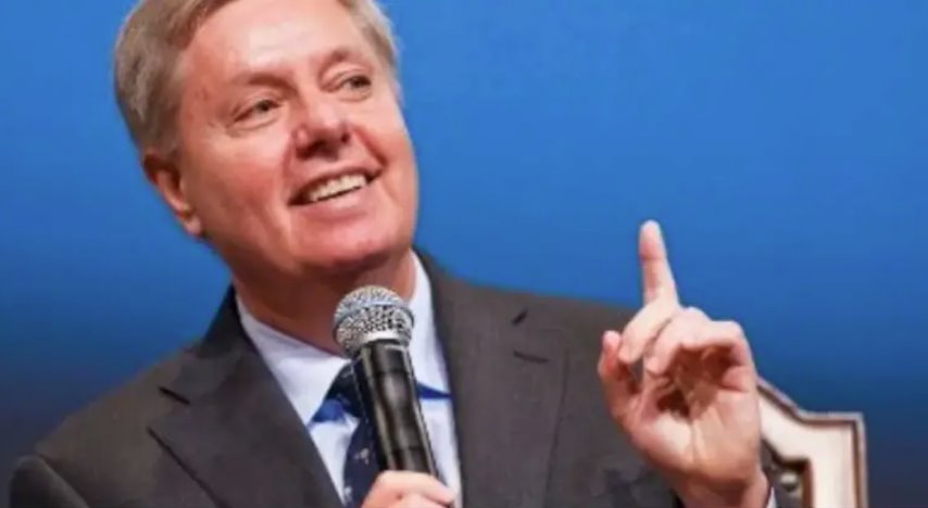 美國參議員林賽&middot;格雷厄姆稱美國必須在關稅問題上發(fā)揮帶頭作用