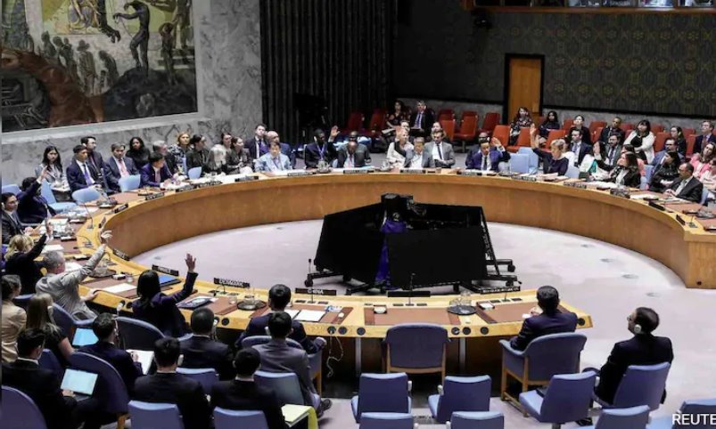 聯(lián)合國安理會(huì)成員國投票反對將對伊朗重新實(shí)施制裁的期限推遲六個(gè)月的決議