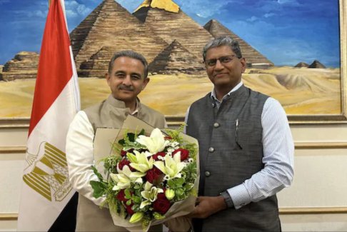 印度代表抵達(dá)開羅出席加沙和平峰會(huì)