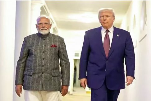 特朗普稱將繼續(xù)對印度購買俄羅斯石油征收巨額關稅