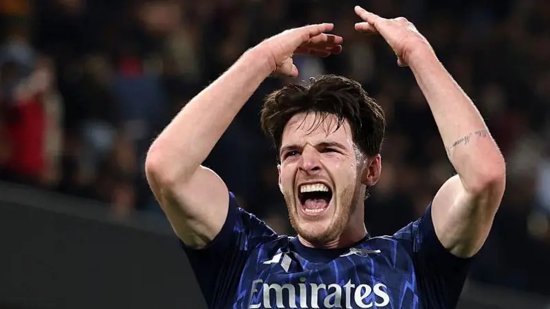 德克蘭&middot;賴斯于2023年以1.05億英鎊的價(jià)格從西漢姆聯(lián)隊(duì)轉(zhuǎn)會至阿森納