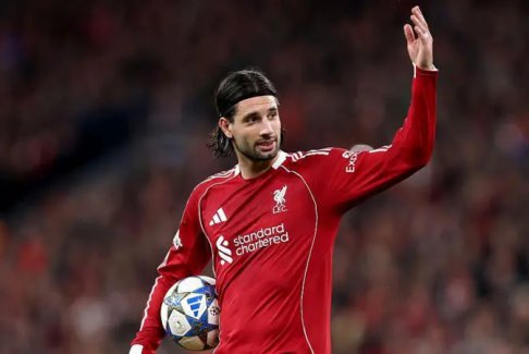 利物浦中場球員索博斯萊