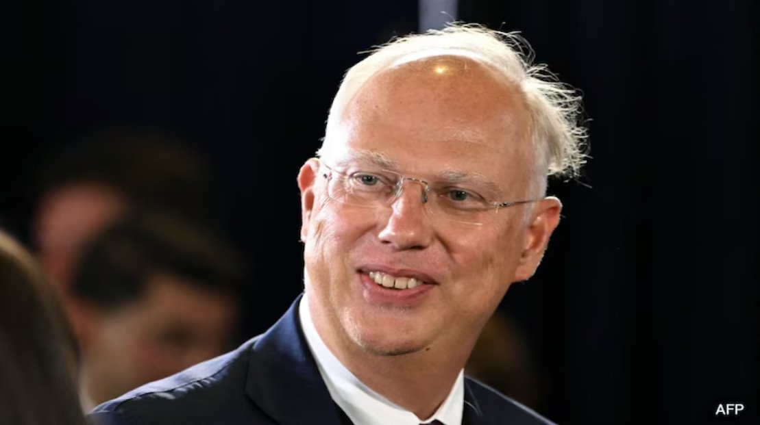 德米特里耶夫尤其擅長促成俄羅斯與其他國家之間更緊密的金融聯(lián)系