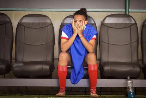 國際職業(yè)足球運動員聯(lián)合會：大多數(shù)女足球員收入低