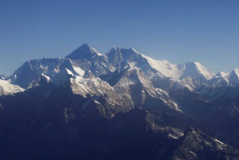 珠穆朗瑪峰垃圾成災：尼泊爾推出五年清理計劃