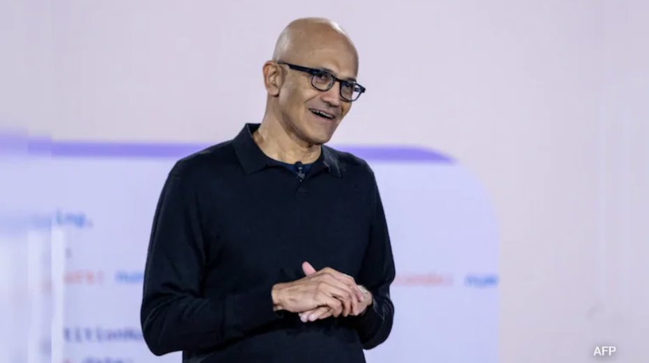 微軟首席執(zhí)行官薩蒂亞&middot;納德拉表示，人工智能正在重塑各行各業(yè)的創(chuàng)新格局。