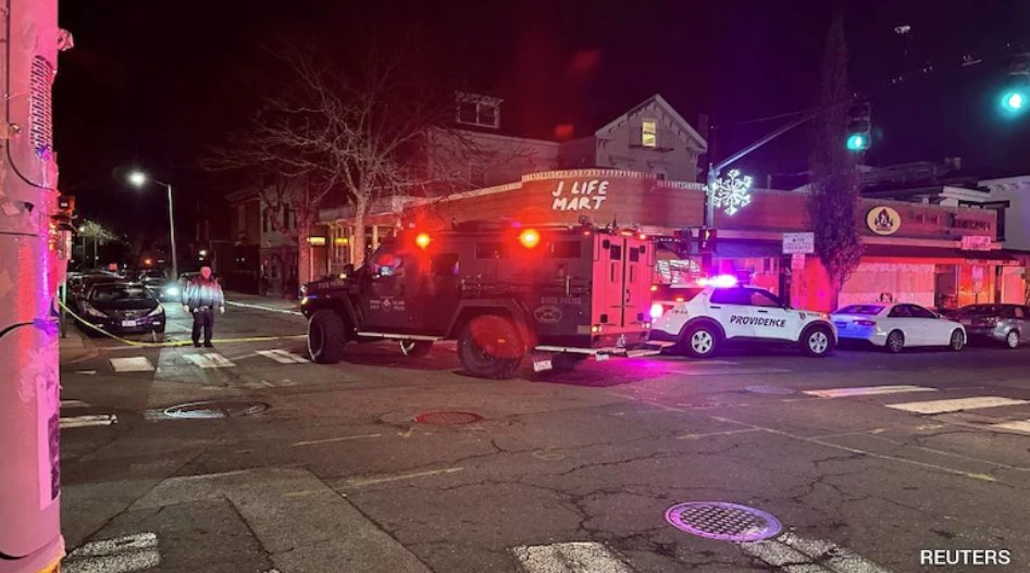 周六發(fā)生的槍擊事件造成兩人死亡，另有八人受傷。