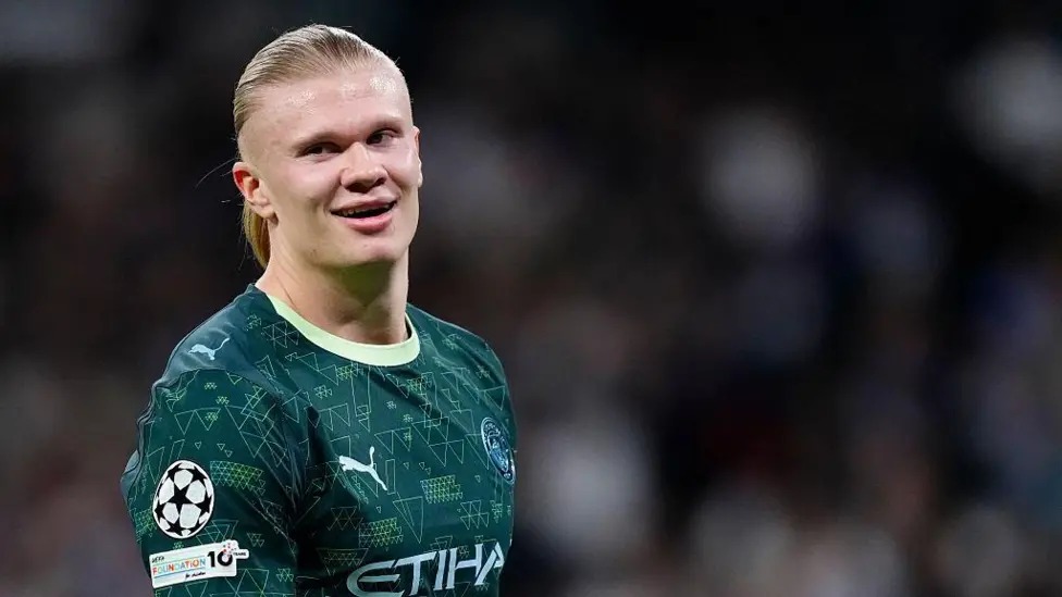 埃爾林&middot;哈蘭德于2025年10月創(chuàng)建了他的YouTube賬號