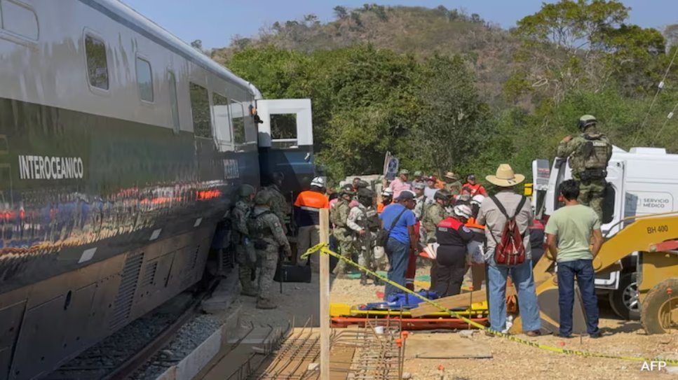 墨西哥火車脫軌致13人死亡98人受傷