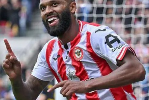 巴西球員蒂亞戈的登頂之路