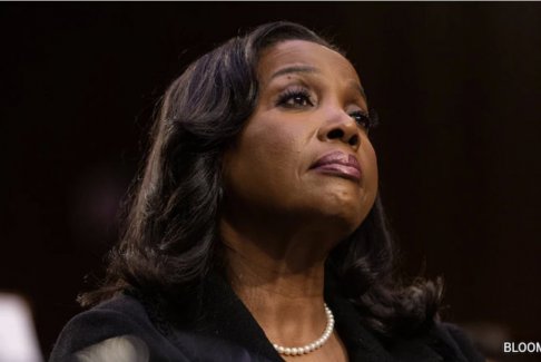 麗莎·庫克是誰？特朗普試圖解雇的這位聯(lián)邦州長是