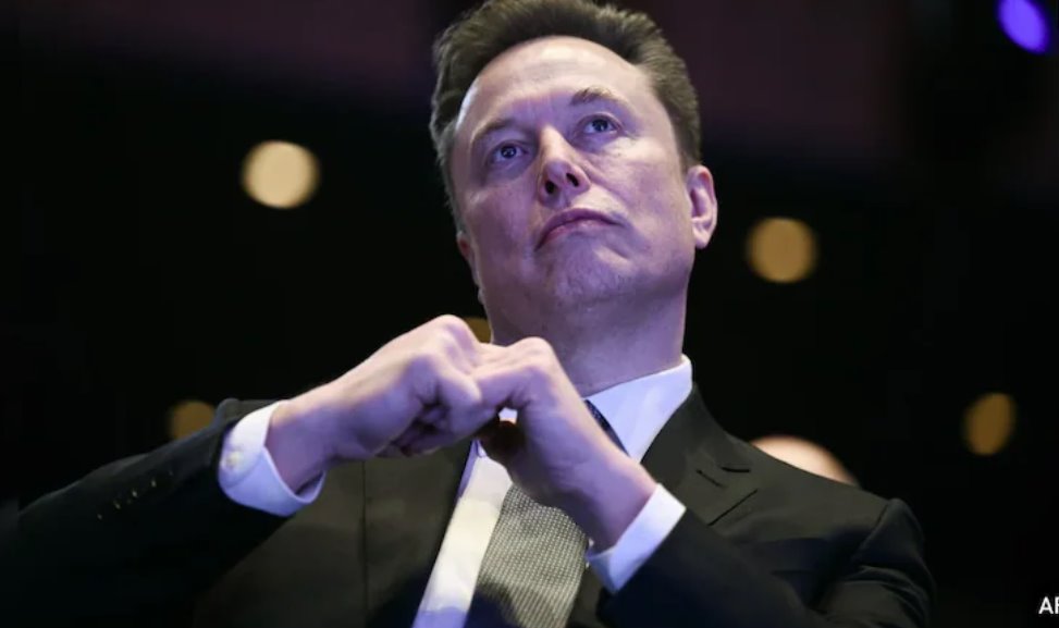 埃隆&middot;馬斯克在新年之際捐贈價值1億美元的特斯拉股票