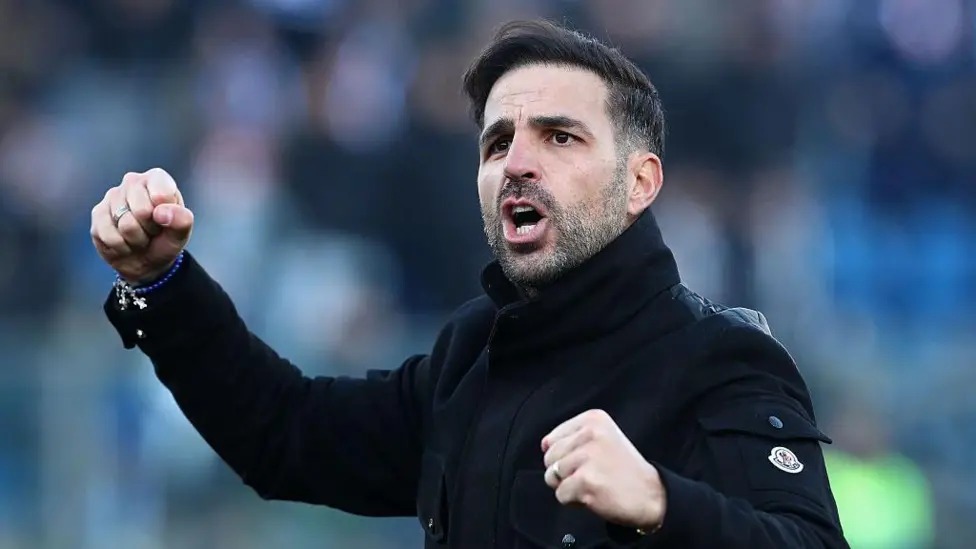 由前阿森納和切爾西中場(chǎng)球員塞斯克&middot;法布雷加斯執(zhí)教的科莫隊(duì)，在取得聯(lián)賽兩連勝后，目前在意甲積分榜上排名第六。