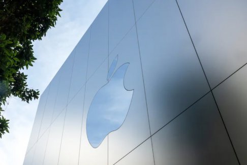 蘋果加緊研發(fā)人工智能眼鏡、吊墜和攝像頭AirPods